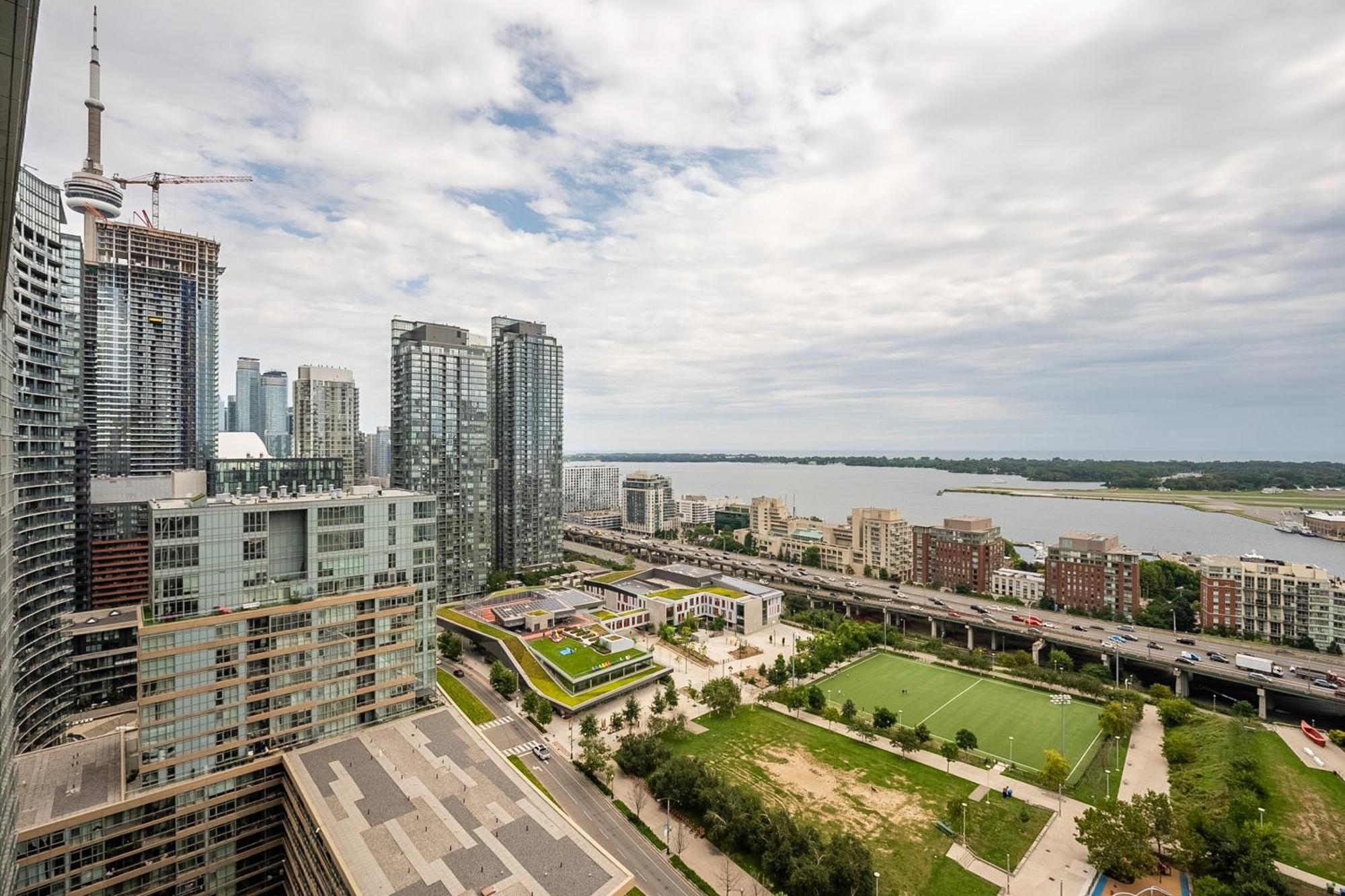 Globalstay Elegant Downtown Apartments Toronto Bagian luar foto
