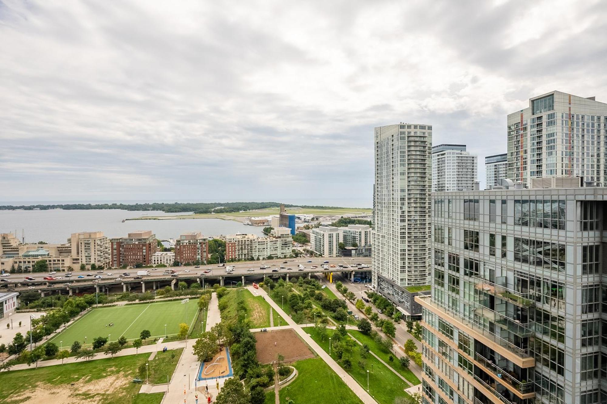 Globalstay Elegant Downtown Apartments Toronto Bagian luar foto