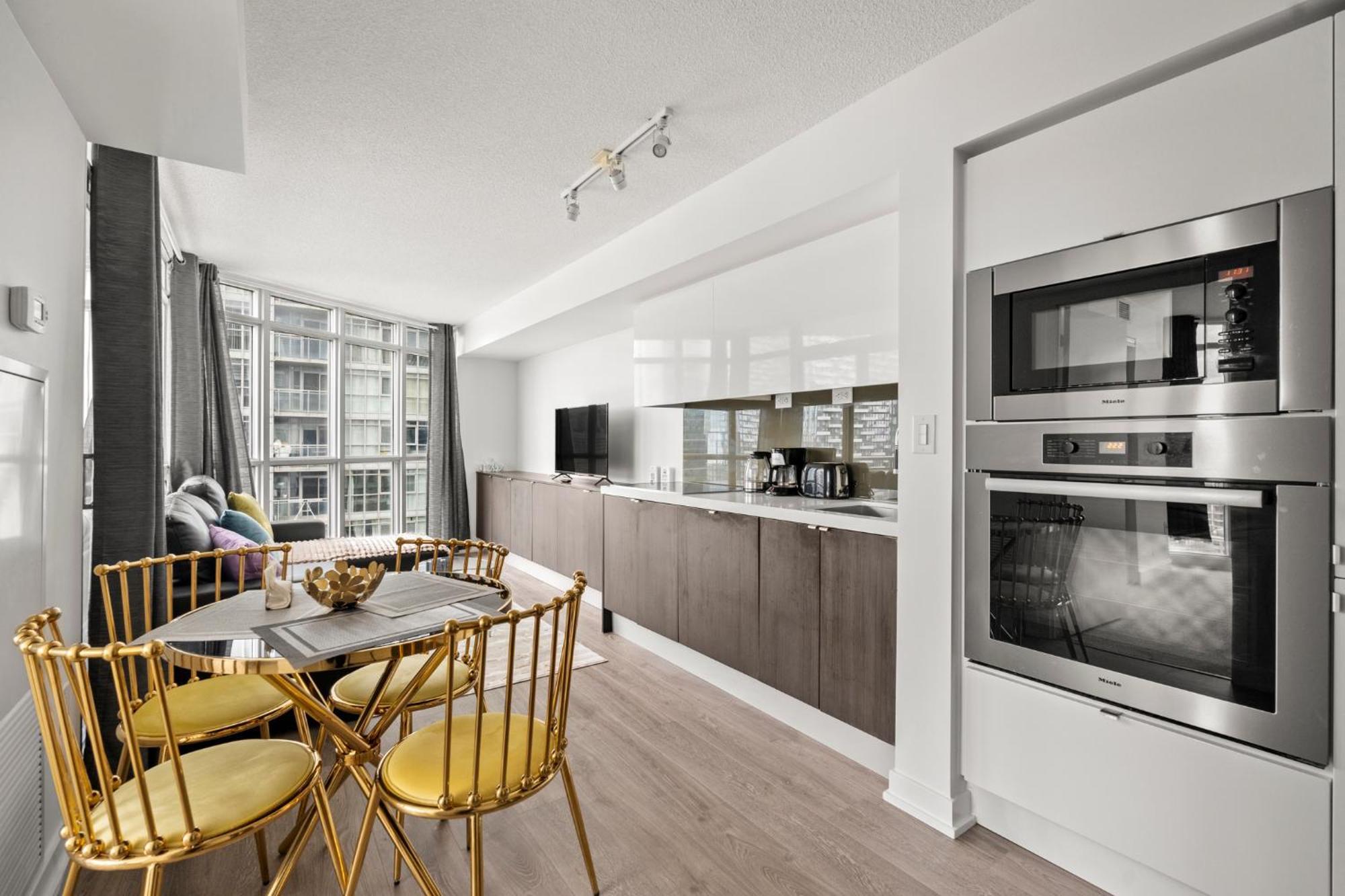 Globalstay Elegant Downtown Apartments Toronto Bagian luar foto
